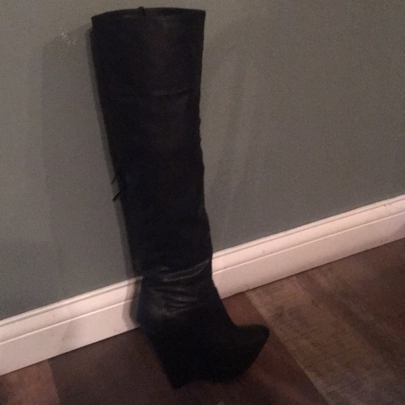 Black platform wedge fringe to knee boot - Picture 2 of 2